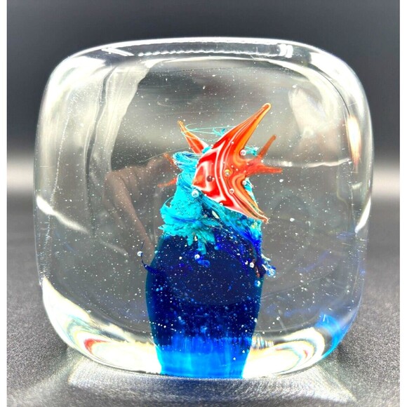Art Glass Aquarium Fish Square Paperweight HandBlown Hand Crafted Underwater Duo - Picture 3 of 16